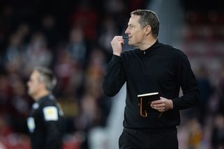 SportWin » Fotbal » „Je jasné, že se něco stane." Priske naznačil, co se po blamáži v úvodu sezony chystá na Letné